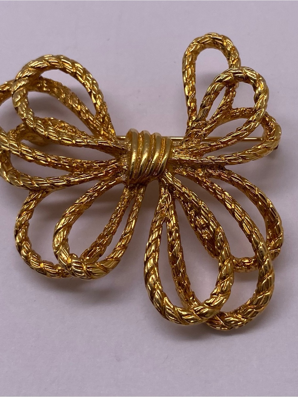 Sarah Coventry Gold-Tone Bow Brooch - Elegant Women’s Jewelry